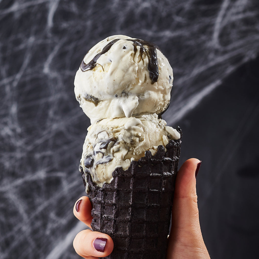 Churn This Black Cat Licorice & Lavender Salt & Straw
