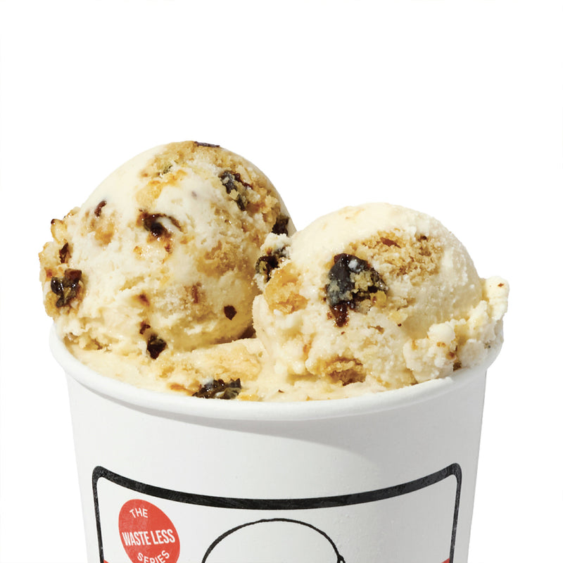 Rum Raisin Bundt Cake (v)